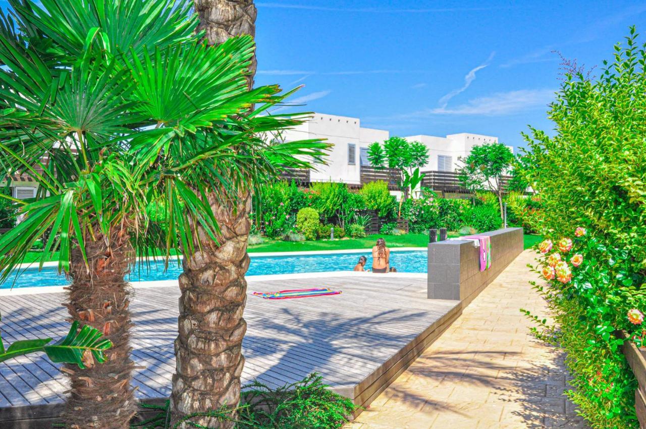 Las Palmeras 1 - Only Families Cambrils Exteriör bild